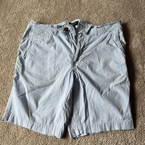 American Eagle blue/white shorts